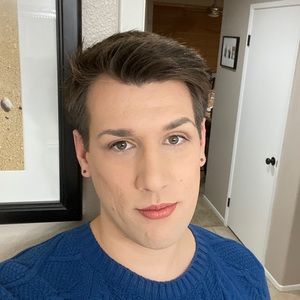 Meet your Posher, Nicholas